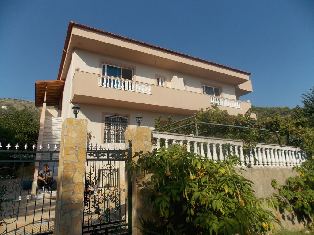 Guest House Vila Bega Sarande Exterior photo