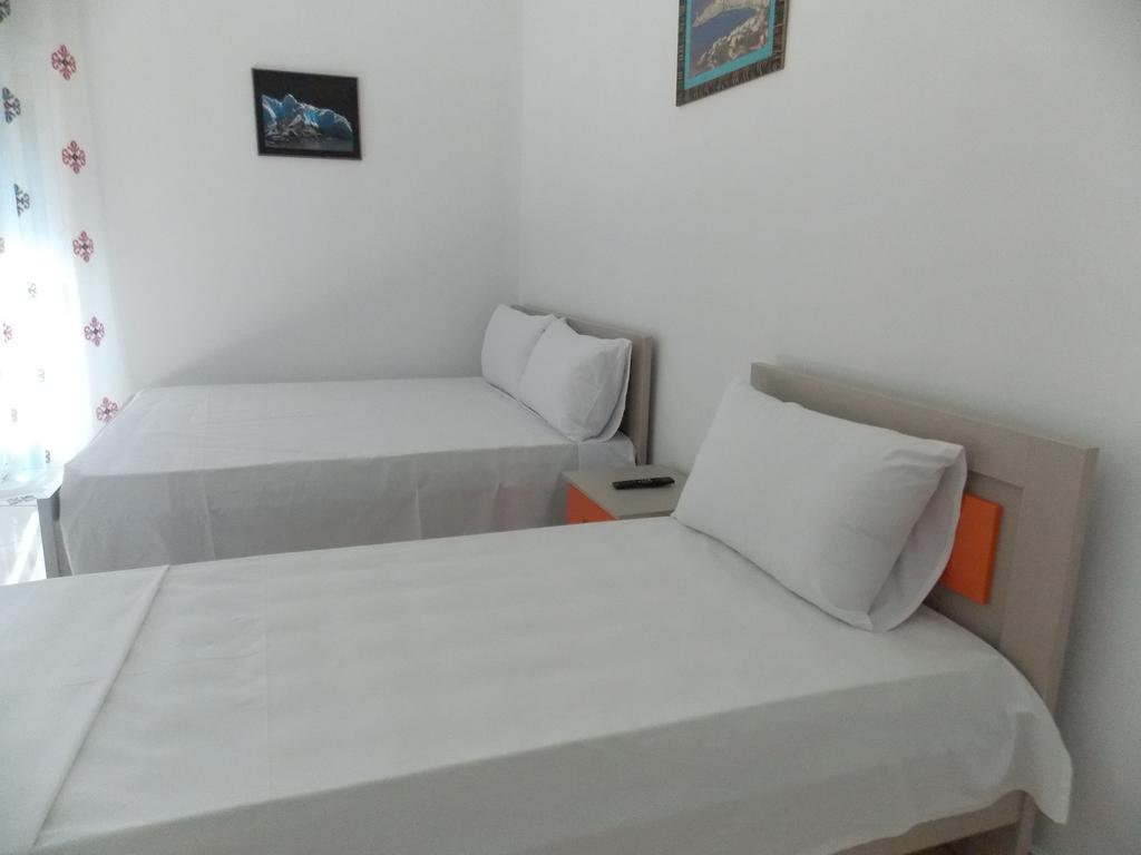Guest House Vila Bega Sarande Exterior photo