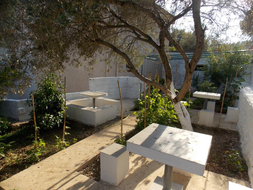 Guest House Vila Bega Sarande Exterior photo