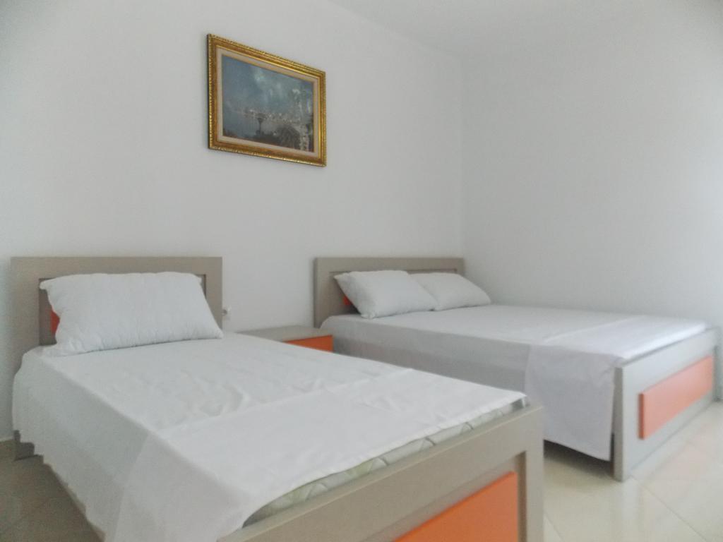 Guest House Vila Bega Sarande Exterior photo